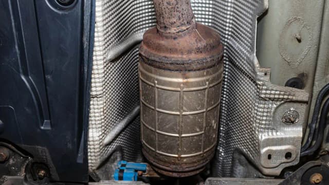 Czy benzyna ma DPF? Zaskakujące różnice między DPF a GPF