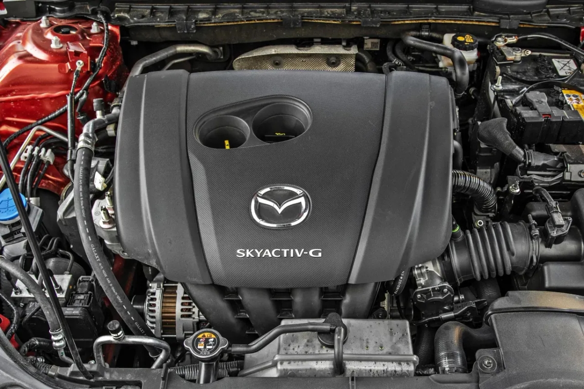 Mazda 6 jaki silnik wybrać? Porównanie silników benzynowych i diesla